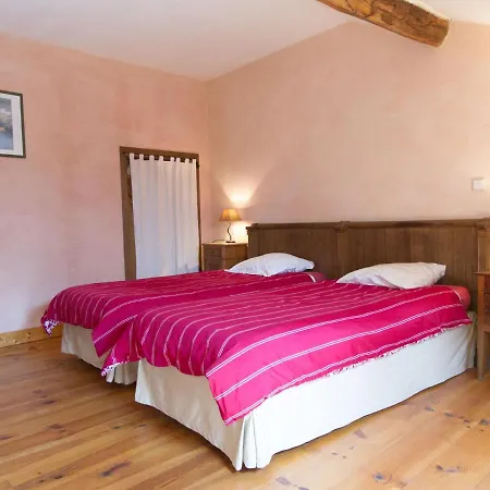 Holiday home Superb Vacation With Fenced Garden *